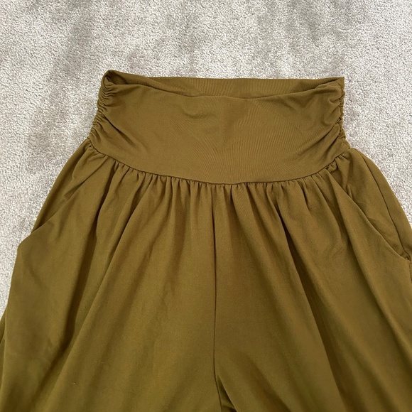 DIBAOLONG -ARMY GREEN  Yoga Joggers with Pockets - Picture 5 of 8